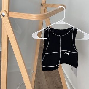 asymmetrical contrast trim cropped tank top